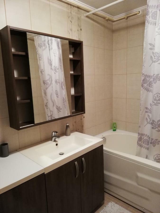Apartman Florijan Apartment วาราชดีน ภายนอก รูปภาพ