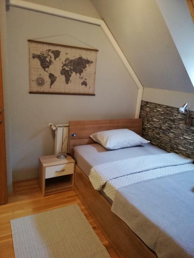 Apartman Florijan Apartment วาราชดีน ภายนอก รูปภาพ
